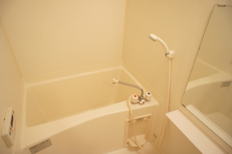 バス・シャワールーム　図面と現状に相違がある場合には現状を優先