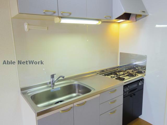 キッチン　同建物別部屋