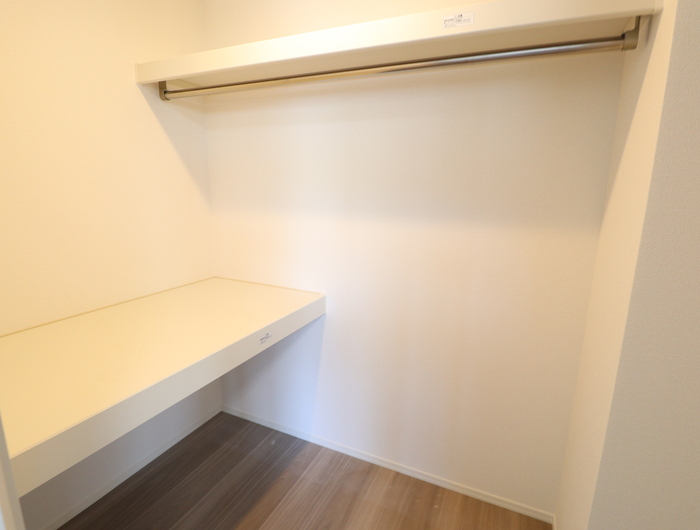 収納　※同タイプの部屋写真です