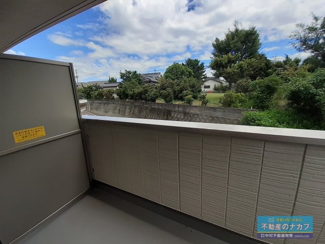 バルコニー　※同タイプの部屋写真です
