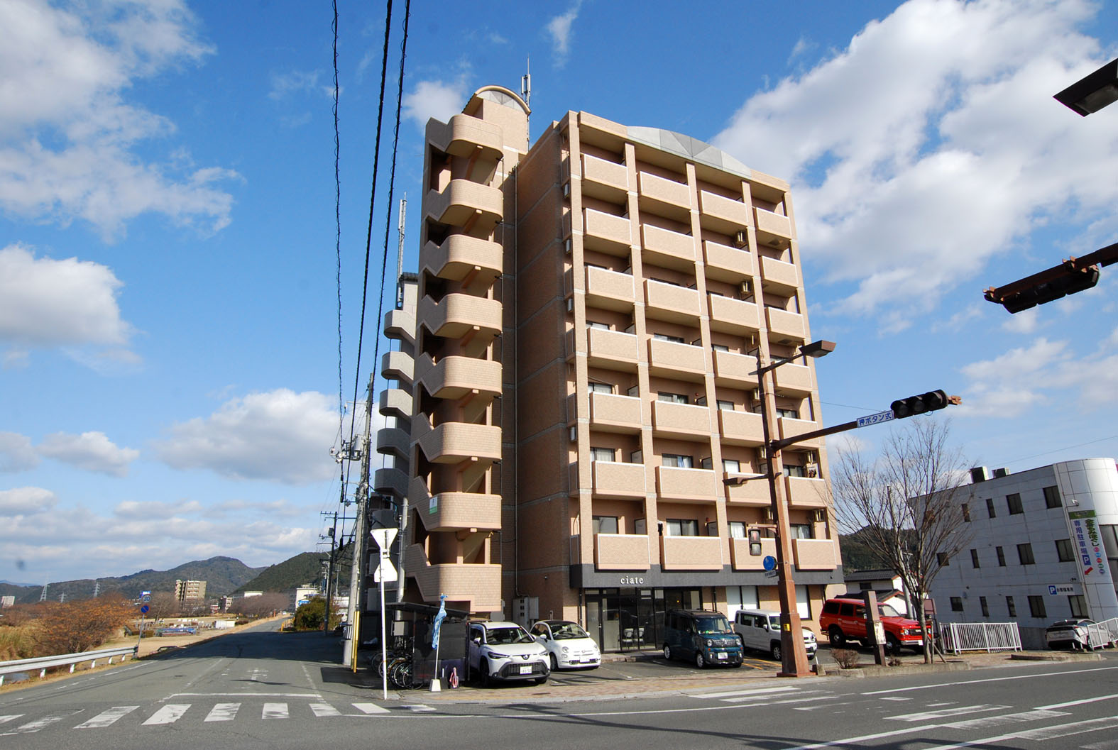 建物外観　外観写真