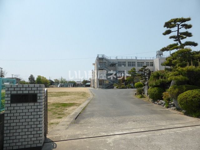 小学校　豊浜小学校（小学校）まで935m
