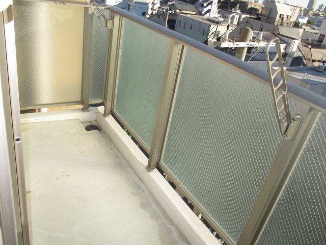 バルコニー　バルコニー