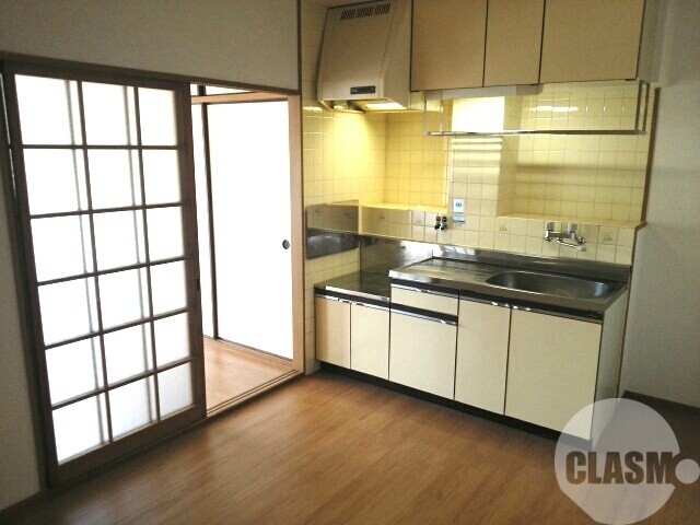 居室・リビング　室内きれいです！