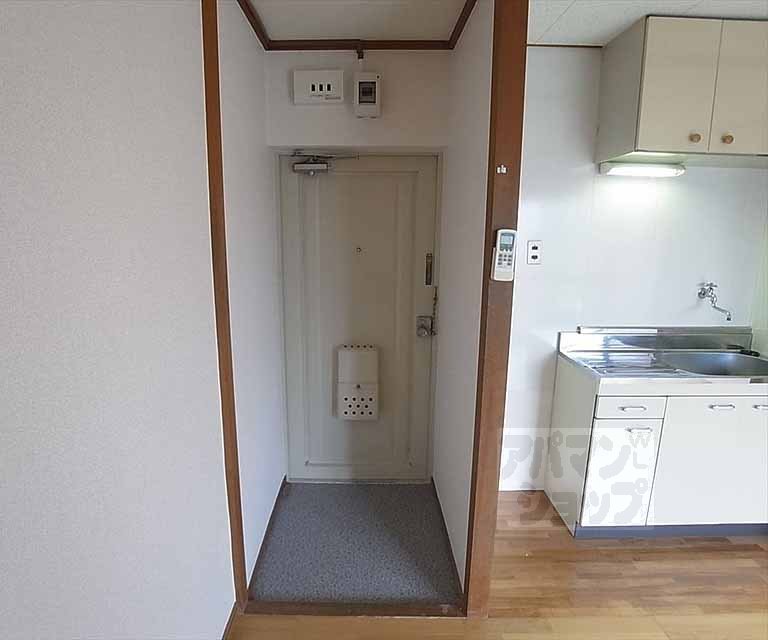 玄関　玄関周辺