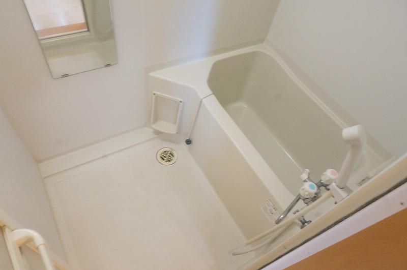 バス・シャワールーム　浴室