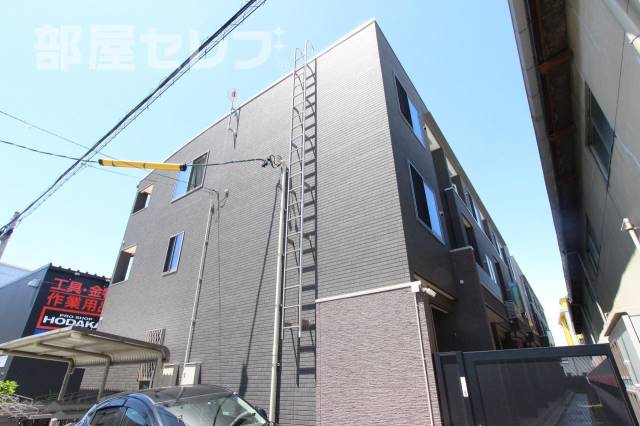 イル レジーナ IIの外観写真
