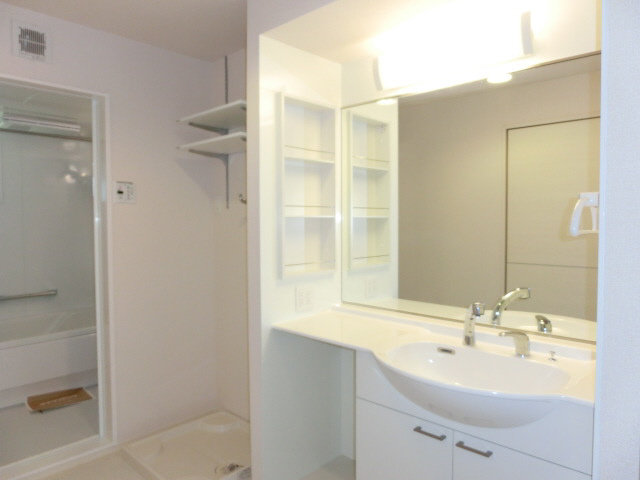 洗面設備　洗面所です