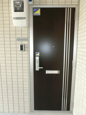 玄関　シンプルで使いやすい玄関です