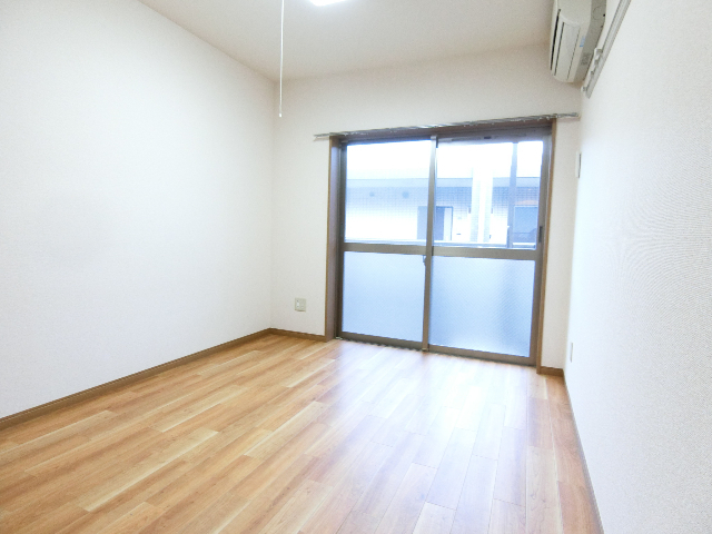 その他部屋・スペース　５．３帖の洋室