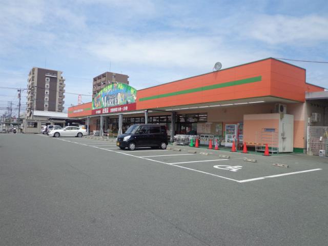 スーパー　マルエイ近見店（スーパー）まで813m