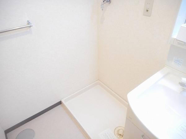 その他設備　室内洗濯機置場！