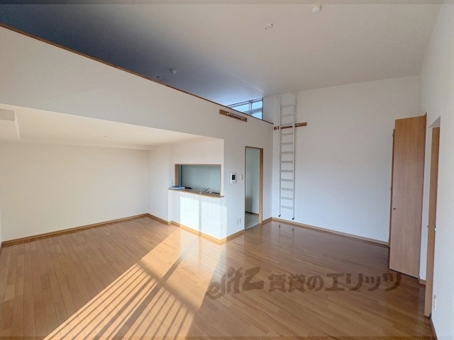 居室・リビング　リビング