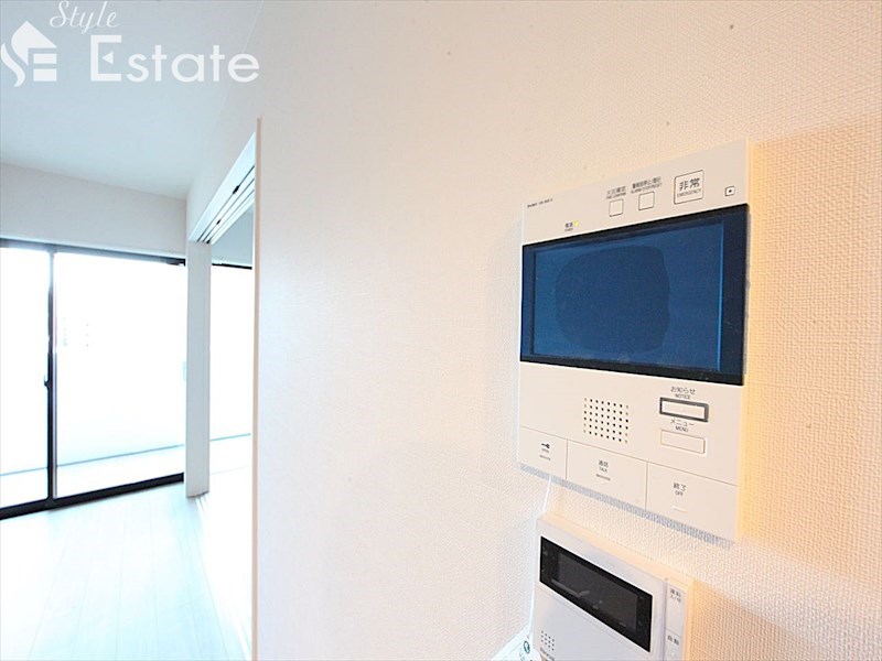 セキュリティ　モニター付きインターホン