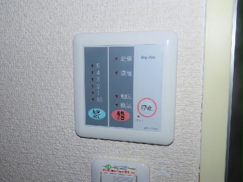 洗面設備　浴室乾燥機能付き