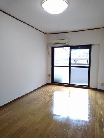 居室・リビング　ゆったり過ごせるリビングです