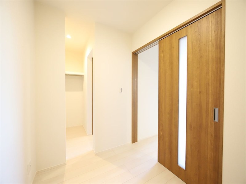 その他部屋・スペース　洋室3帖　ウォークインクローゼット付（収納充実してます）