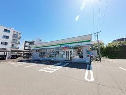 コンビニ　ファミリーマート札幌厚別中央4条店（コンビニ）まで442m