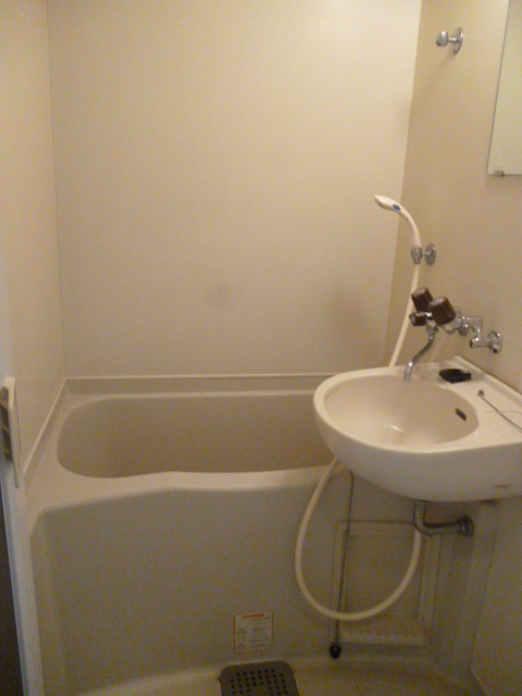 洗面設備　別部屋参考用写真