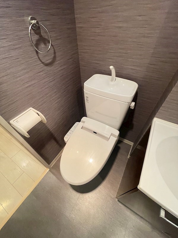 トイレ　シンプルで使いやすいトイレです