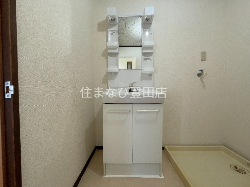 洗面設備　同型別部屋写真