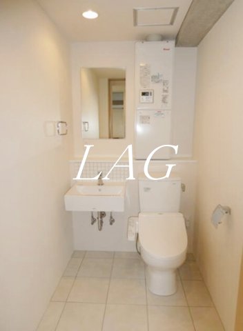 洗面設備　独立洗面台です。