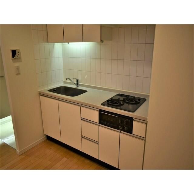 キッチン　※別部屋参考写真