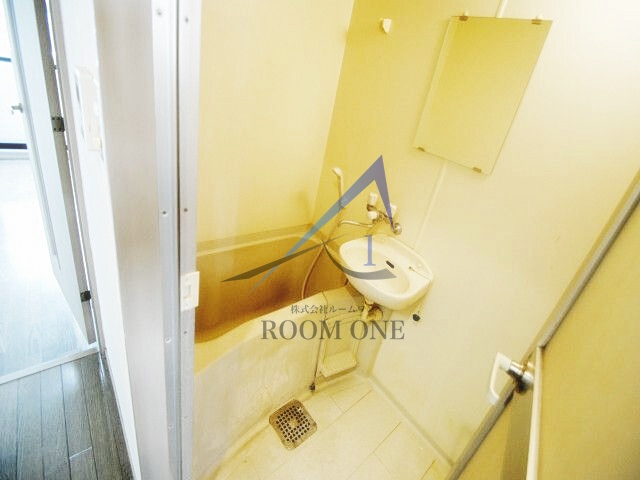 バス・シャワールーム　お風呂です。