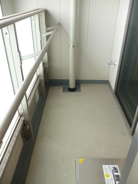 バルコニー　バルコニー