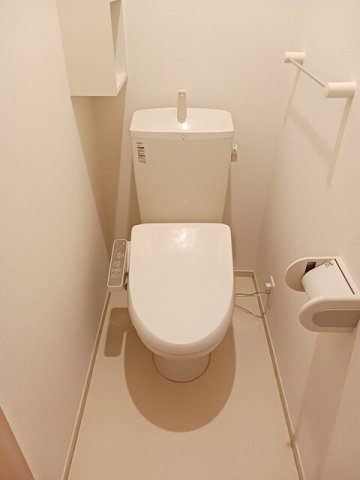 トイレ　トイレもきれいです