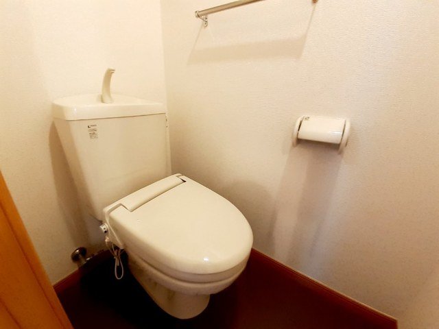 トイレ　トイレもきれいです