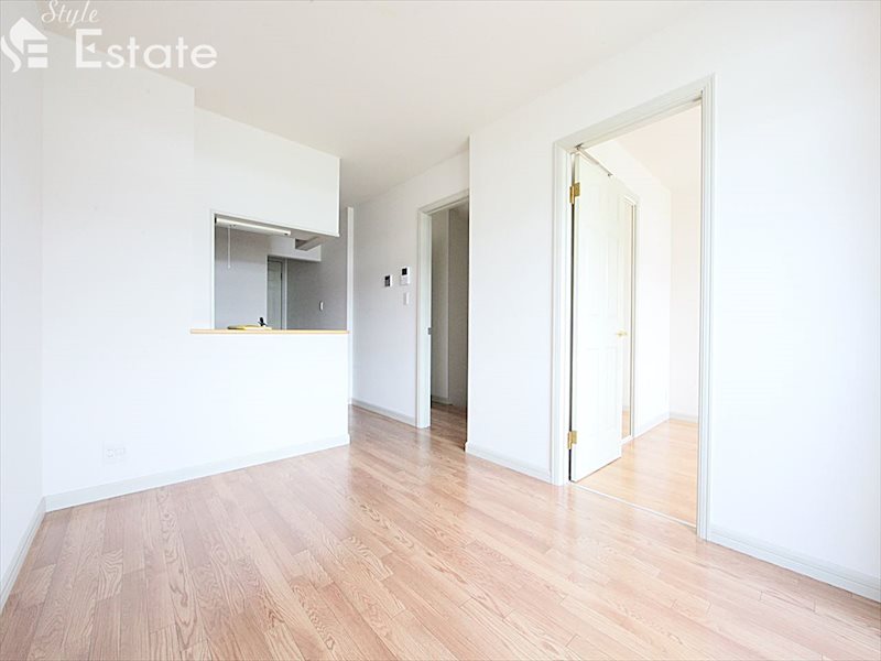 居室・リビング　内装