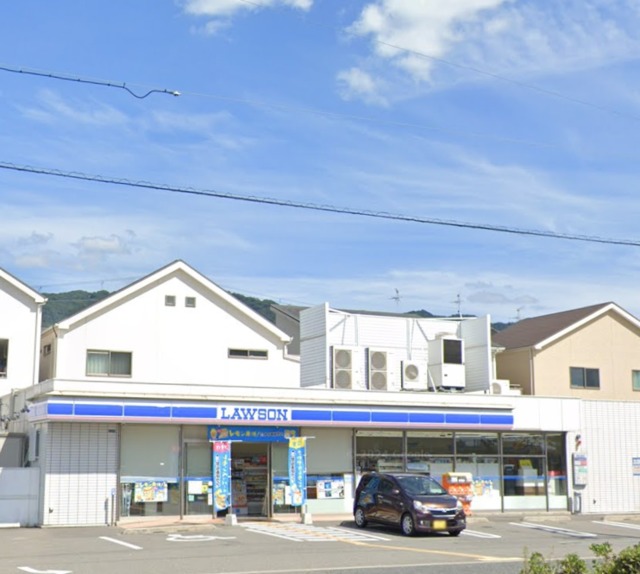 コンビニ　ローソン東大阪末広町店（コンビニ）まで824m