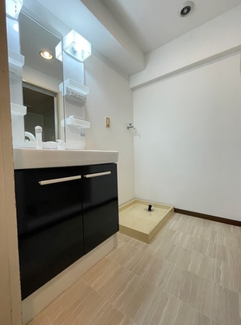 洗面設備　別のお部屋の室内写真になります。