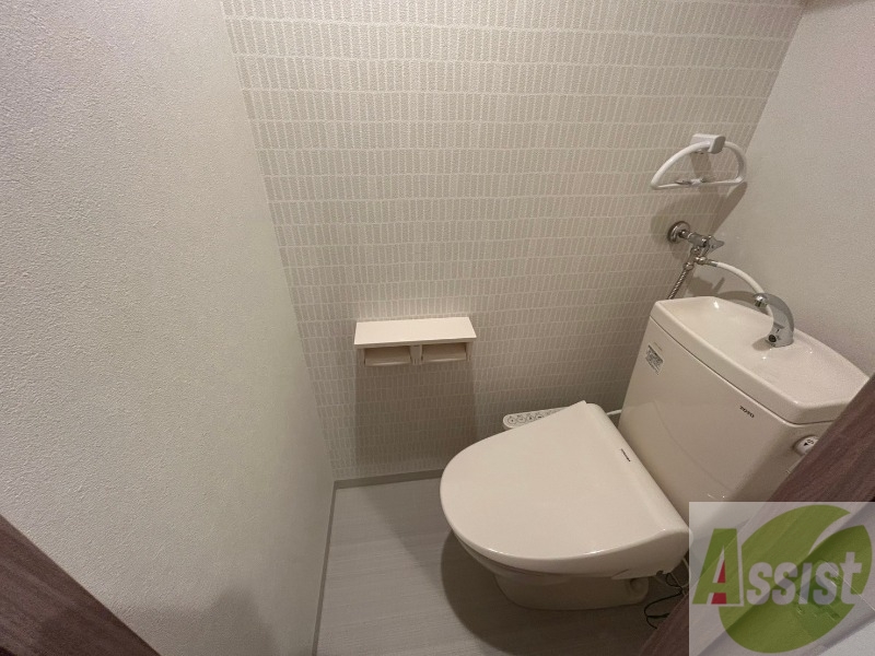 トイレ　シャワートイレになっているので快適です！