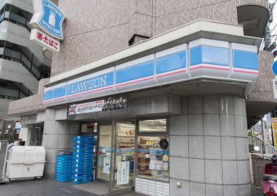 コンビニ　ローソン北新宿1丁目店（コンビニ）まで333m