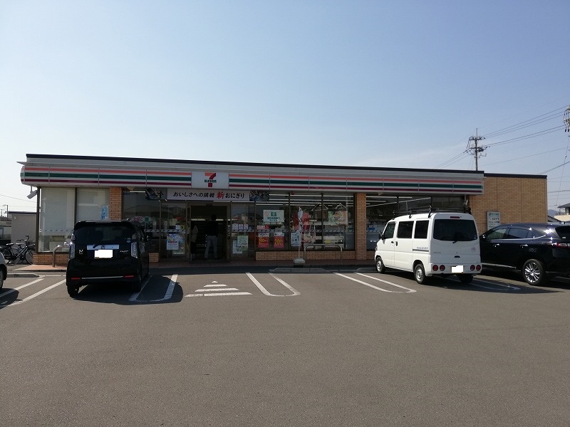 コンビニ　セブンイレブン 北島江尻店（コンビニ）まで712m