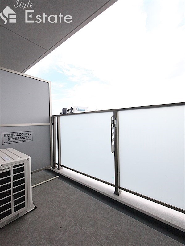 バルコニー　バルコニー