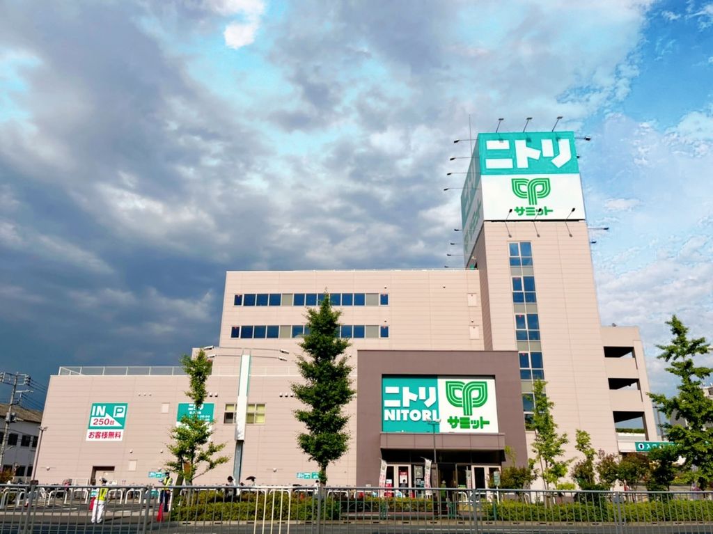 スーパー　サミットストア大田大鳥居店（スーパー）まで240m