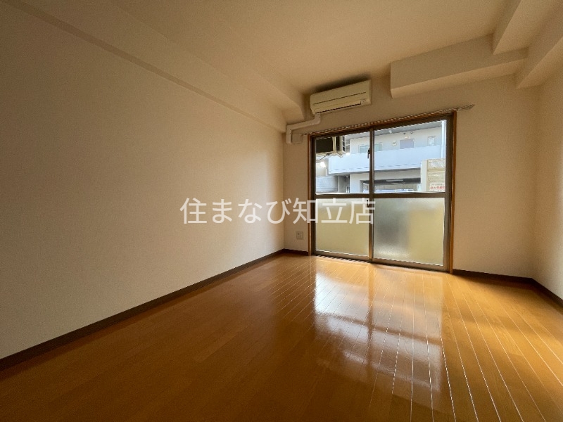 居室・リビング　同型タイプ