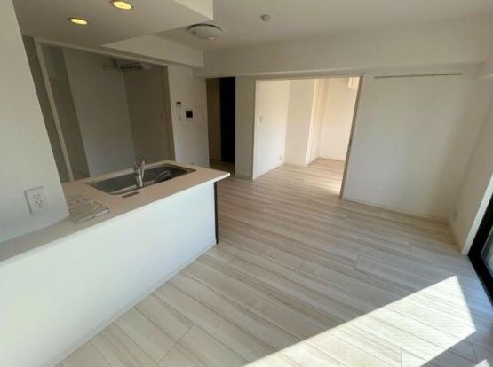 居室・リビング　☆明るい洋室☆