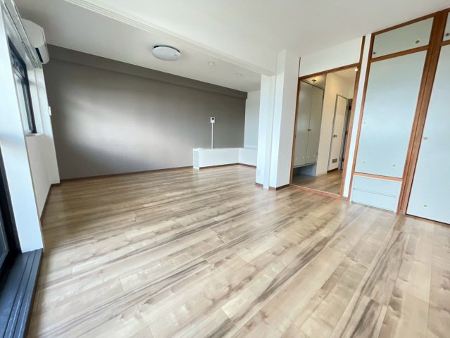 居室・リビング　同建物別部屋 現況優先