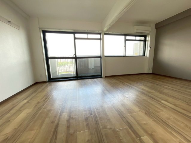 居室・リビング　同建物別部屋 現況優先