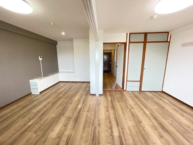居室・リビング　同建物別部屋 現況優先