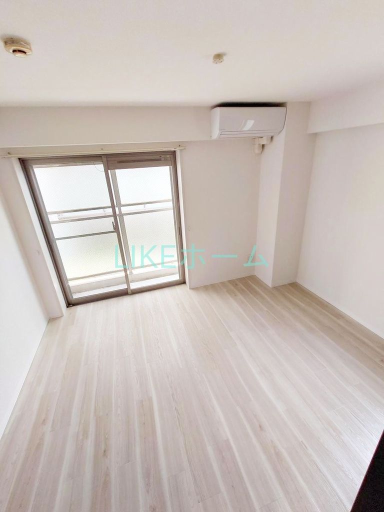 居室・リビング　庭