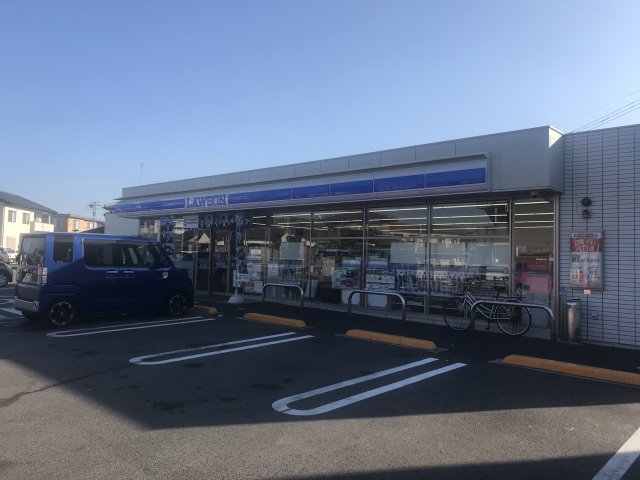 コンビニ　ローソン栃木平柳町二丁目店（コンビニ）まで386m