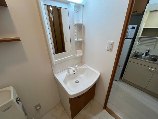 洗面設備　洗髪洗面化粧台