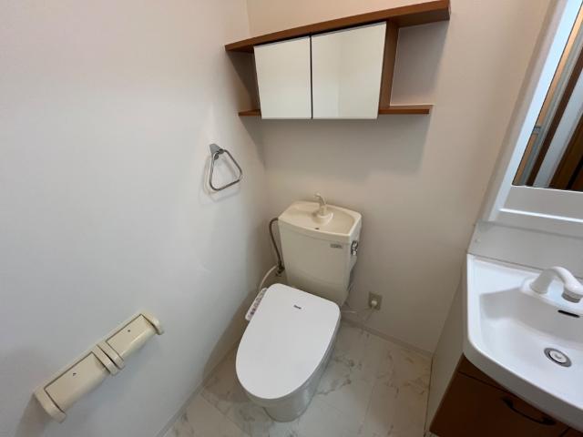 トイレ　シャワー付トイレ