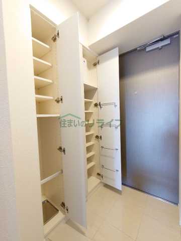 収納　リビオメゾン上野松が谷