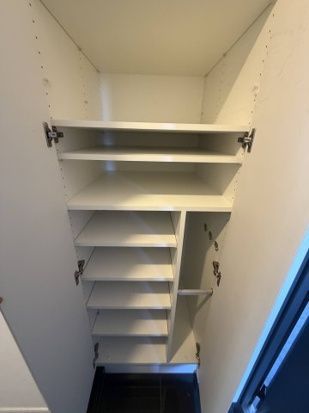 玄関　☆収納付き玄関☆